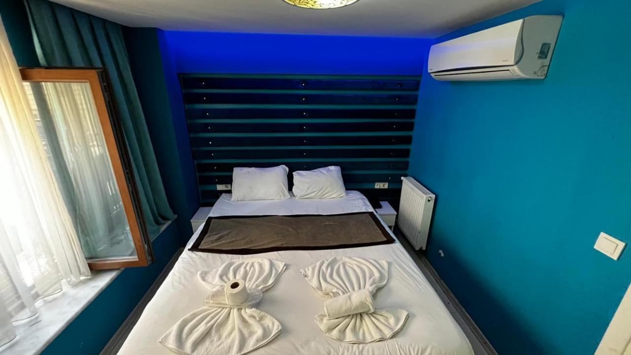 Moon Blue Hotel Istambul Exterior foto